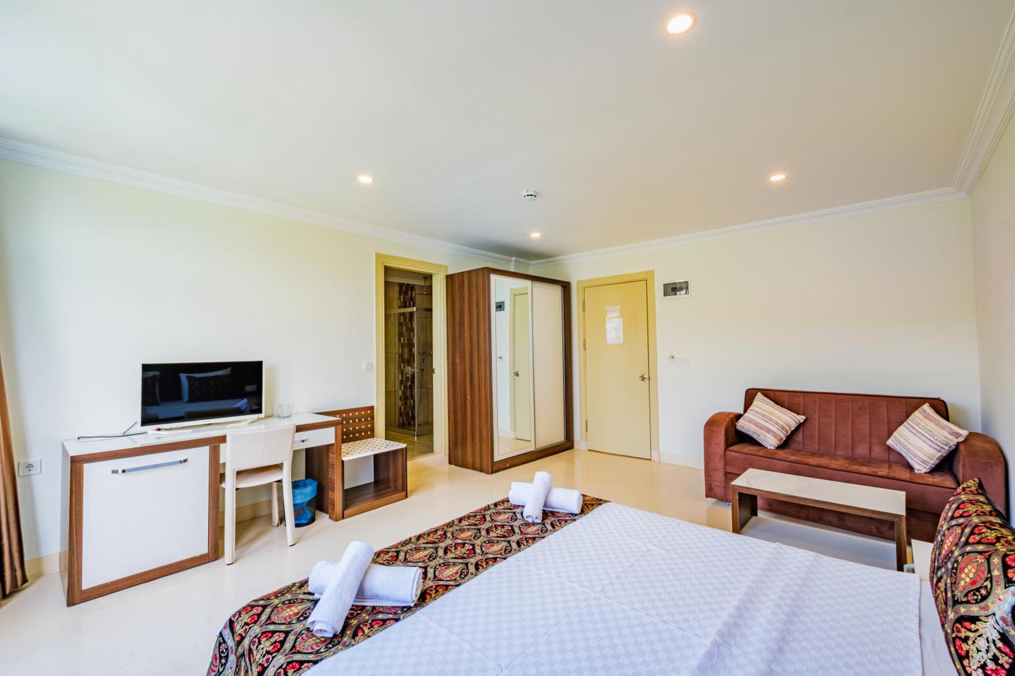 La Moda Beach Hotel Kas Exterior photo