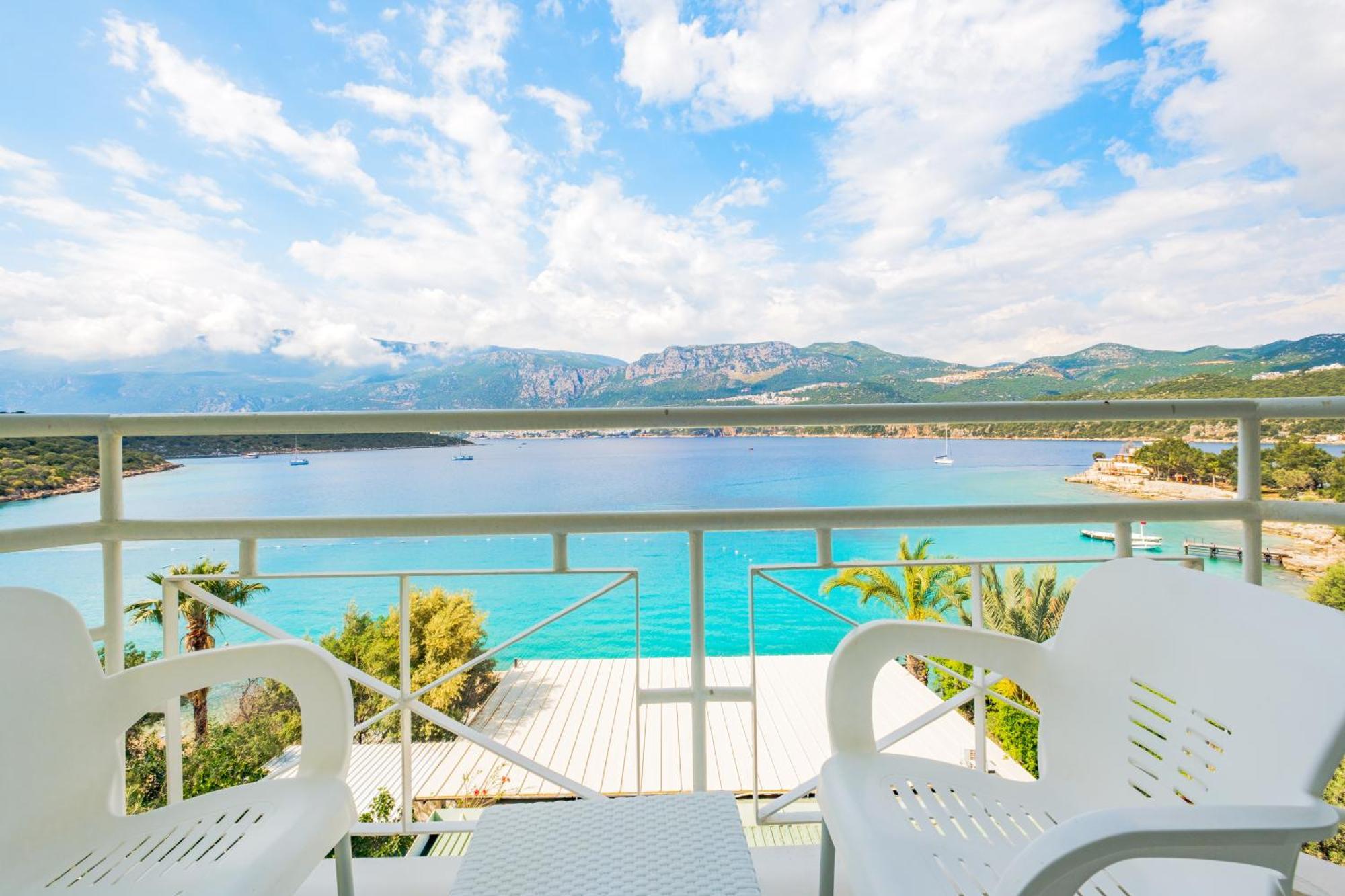 La Moda Beach Hotel Kas Exterior photo