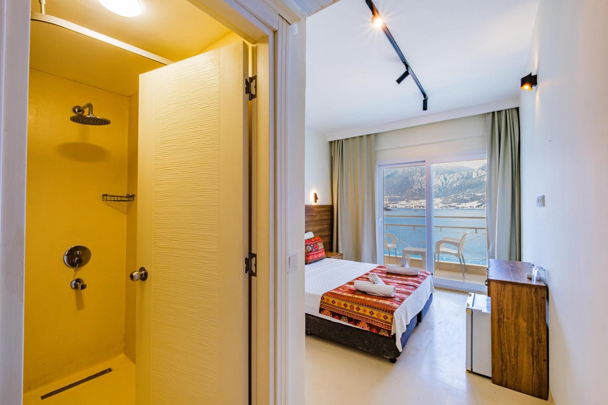 La Moda Beach Hotel Kas Exterior photo